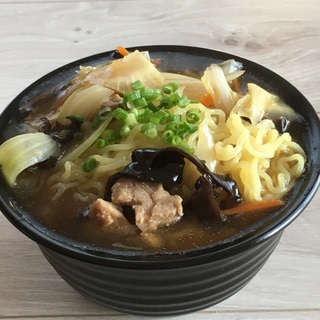 たっぷりキクラゲと白菜のあんかけ醤油ラーメン♪